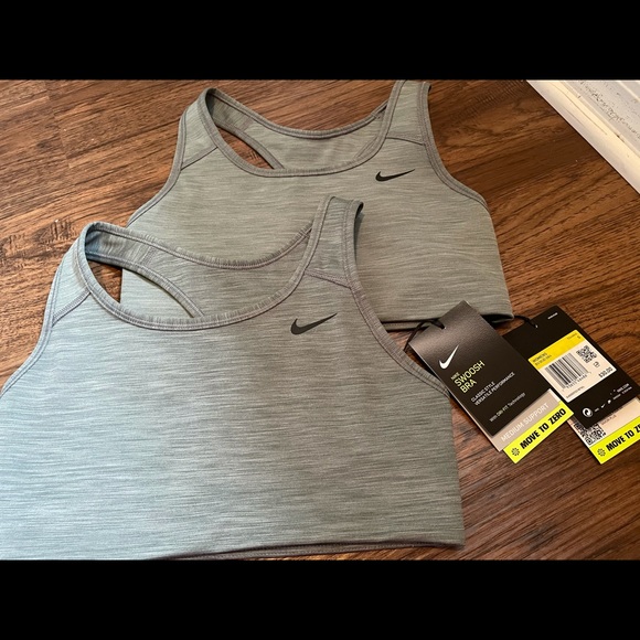 NIKE Dri-FIT Swoosh Non-Padded Sports Bra - SM/MED - Picture 10 of 14